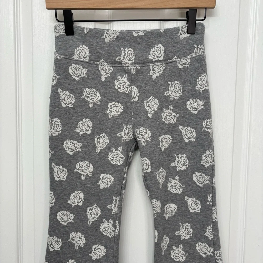 Gray Rose Print Fleece Lined Flare Leggings | SO | Girls L (10/12)
